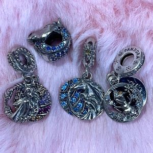 Set of 4 Disney Frozen Elsa Nook Horse Princess Anna Collection Charm Set